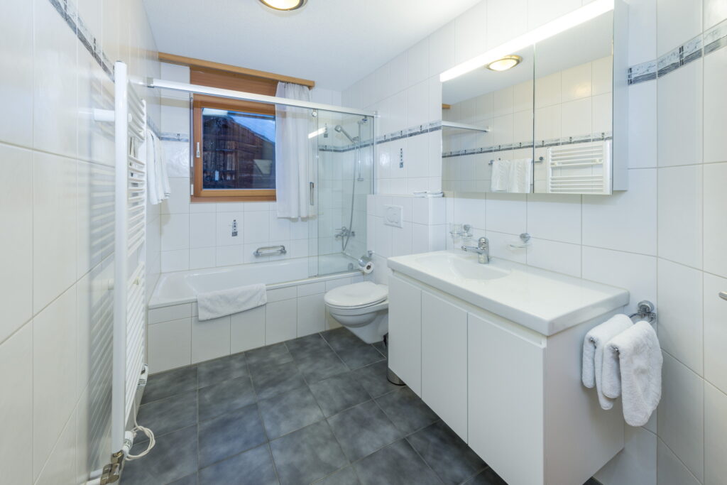 Ferienwohnung Bad/WC in 2-Zi